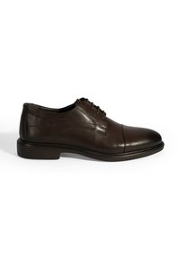 Bruine leren nette schoen met een ronde neus, veterontwerp, subtiele stiksels en een vlakke rubberen zool. Klassiek en verfijnd uiterlijk.