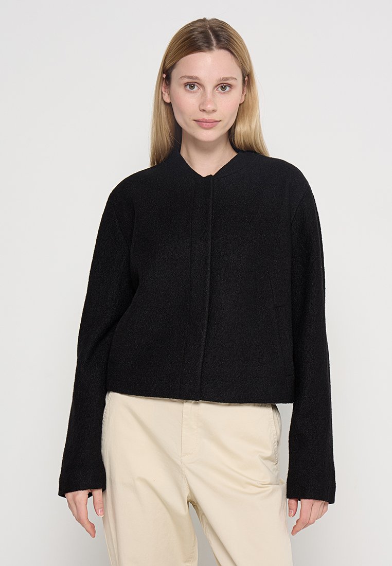 s.Oliver Lichte jas zwart