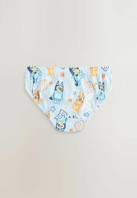 Caleçons pour enfants en coton bleu clair avec des motifs d'animaux de dessin animé colorés, dotés d'une taille élastique et de motifs d'étoiles ludiques.