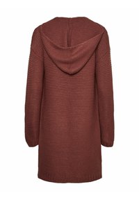 Długi bordowy dziergany kardigan z kapturem, pokazany od tyłu z teksturowanym ściegiem oraz ściągaczami na mankietach i dolnym brzegu.