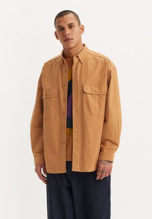 SKATE UNISEX - Užsagstoma palaidinė - brown sugar