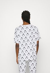 Monki T-shirt estampada - white
