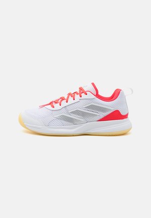 AVAFLASH  - Massakentän kengät - footwear white/silver metallic/lucid red
