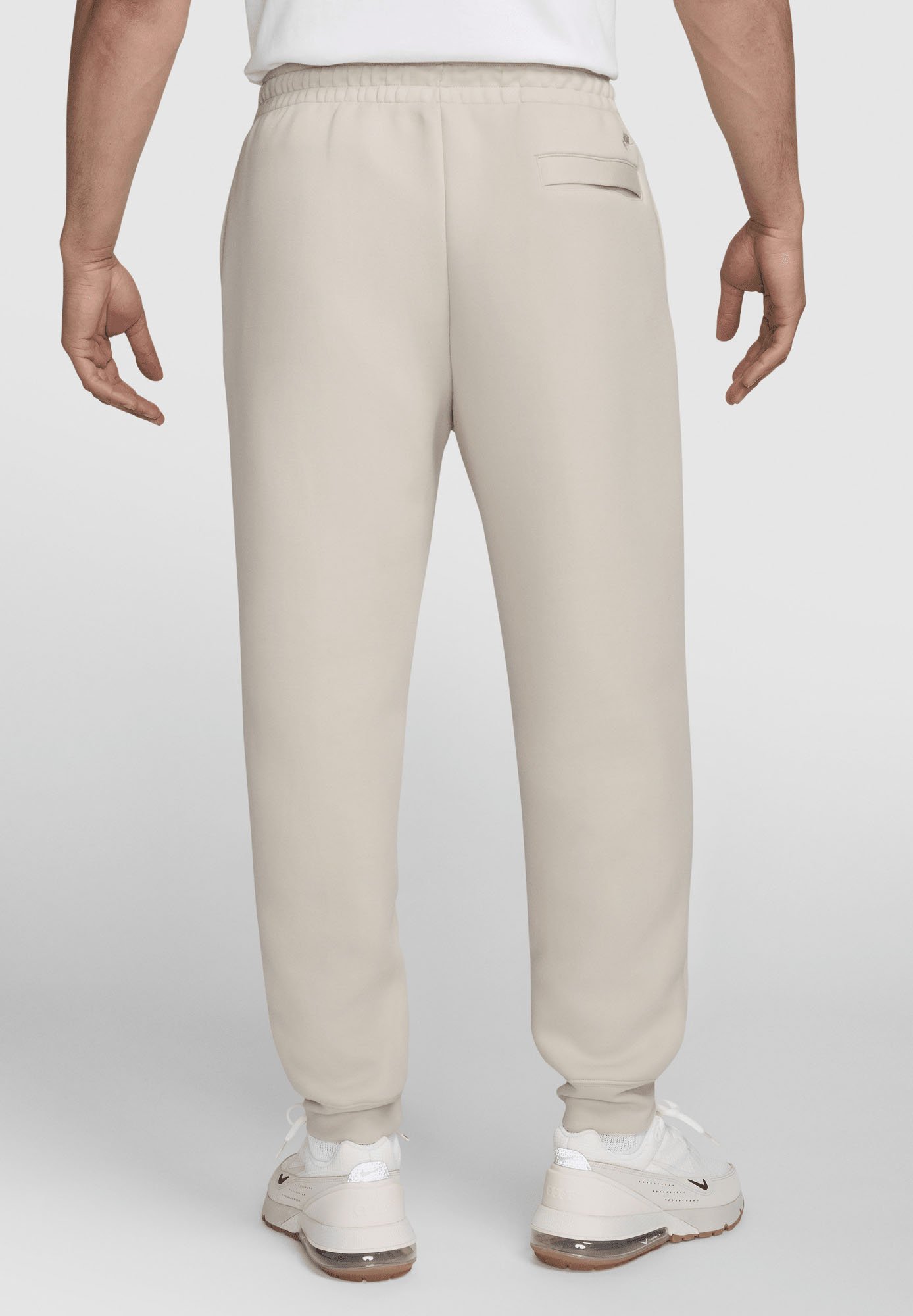 nike sportswear club pants light bone