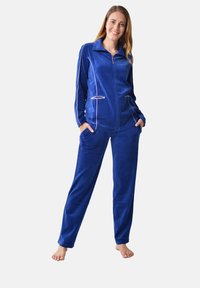 Unselected, royal blau