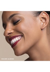 Bobbi Brown SKIN LONG WEAR WEIGHTLESS FOUNDATION SPF15 - Foundation - golden almond