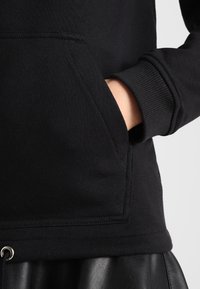 Urban Classics Hoodie - black