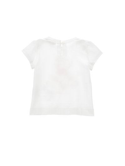 Λευκό παιδικό πουκάμισο με κοντά μανίκια, στρογγυλή λαιμόκοψη και ένα μόνο κουμπί στην πλάτη.