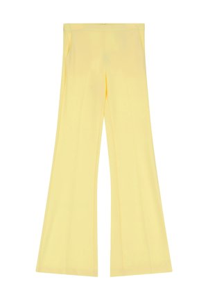 Pantaloni a campana gialli con una texture liscia, caratterizzati da una vita aderente e tasche laterali. Il tessuto sembra leggero ed elastico.