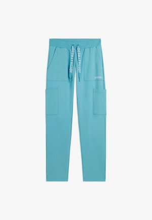 Pantaloni da jogging azzurri chiari con vita elastica, coulisse frontali con etichetta "FREDDY", due grandi tasche anteriori e due tasche cargo laterali.