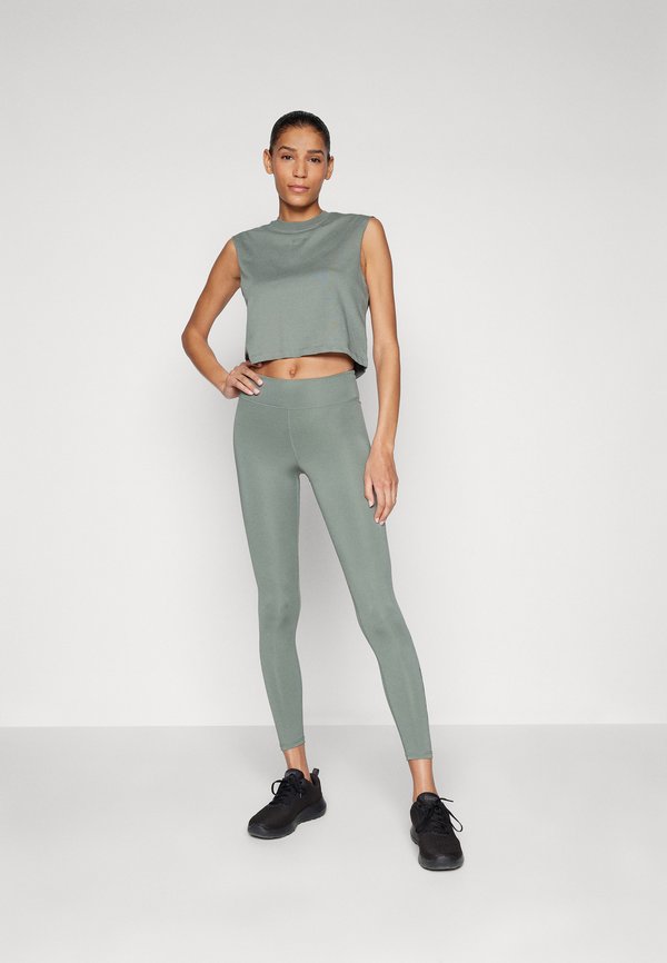 CROPPED TANK TOP - Basic T-shirt4