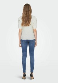 ONLY KURZÄRMELIGES - Blusa - cloud dancer