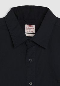 Thumbnail Image 6