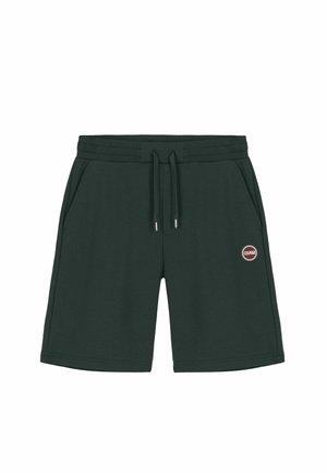 Pantaloni sportivi corti di un verde scuro realizzati in tessuto morbido, dotati di una vita elastica, cordoncino, tasche laterali e un logo circolare del marchio sul davanti.