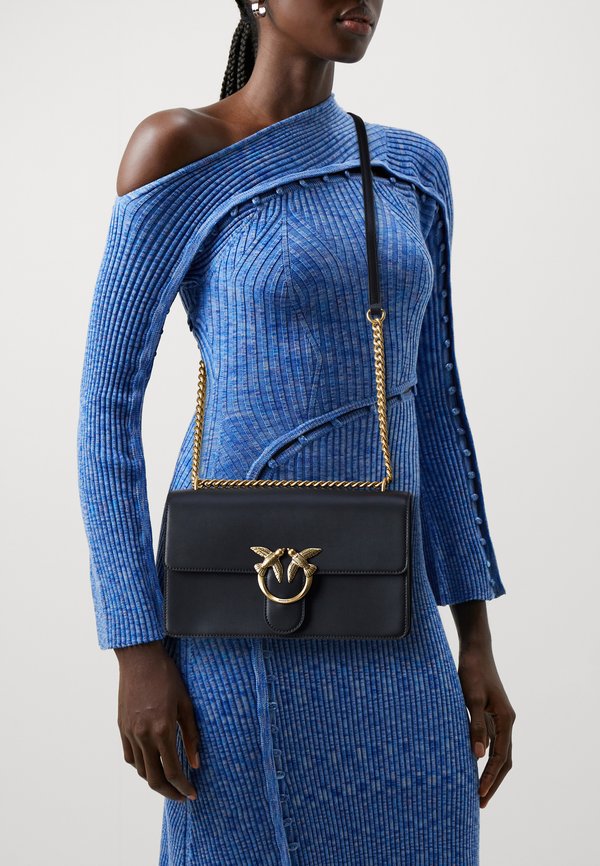 LOVE ONE CLASSIC - Umhängetasche