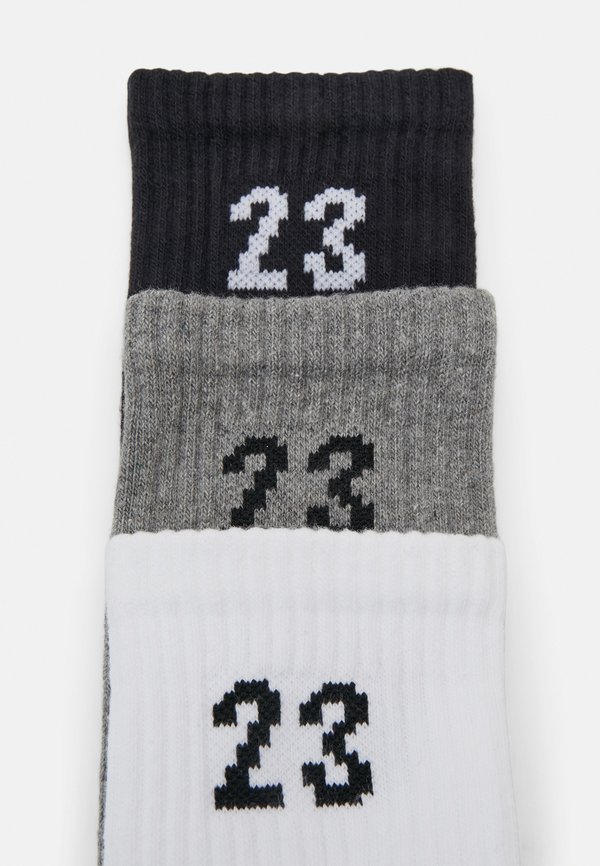 ESSENTIAL CREW UNISEX 3 PACK - Sports socks3