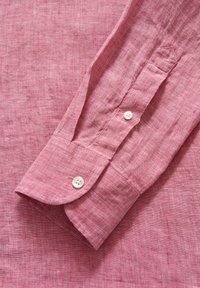 Oscar Jacobson REG FIT BD SIGNATURE - Vapaa-ajan kauluspaita - soft red