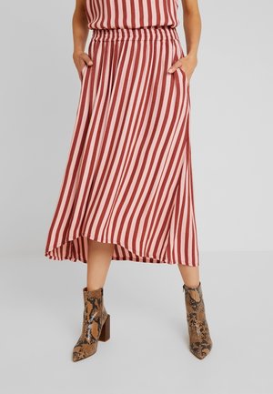 Falda acampanada - metallic red