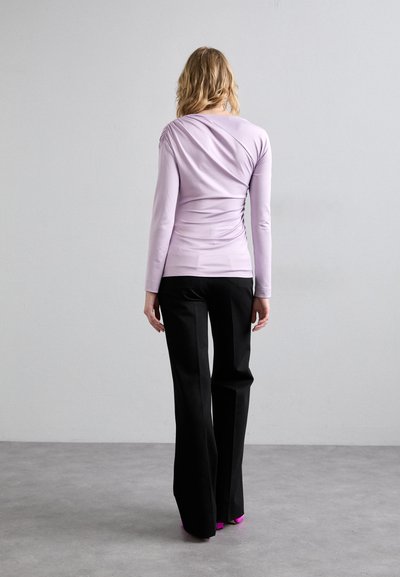 Victoria Beckham ASYMMETRIC DRAPED - Pitkähihainen paita - petunia