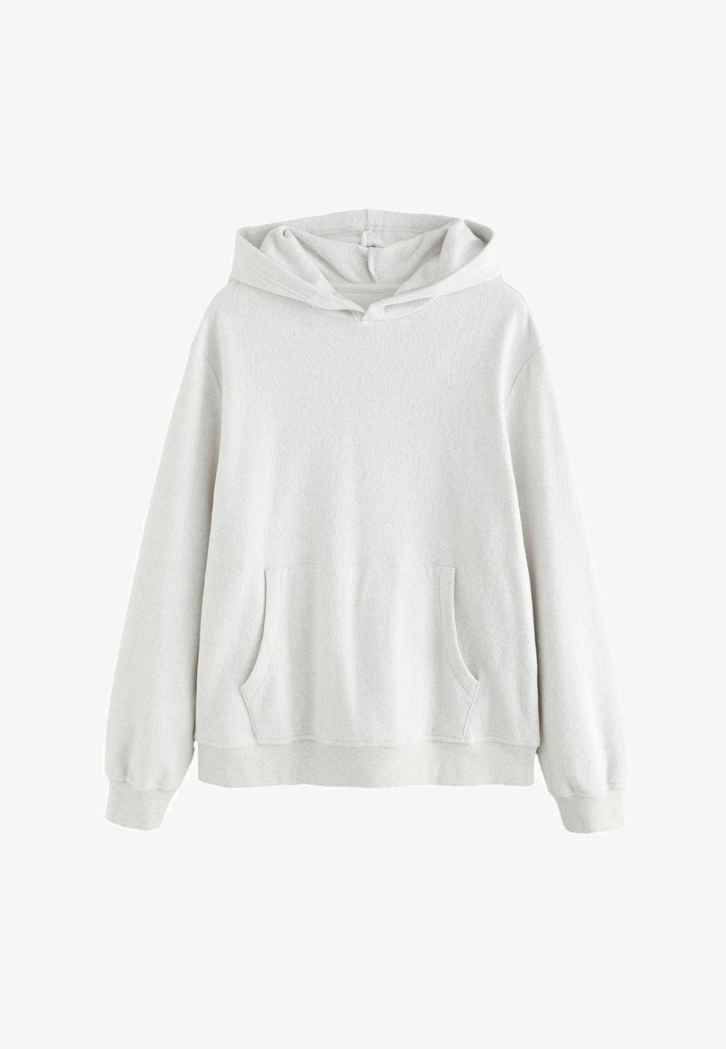 Svetlosivé mikina s kapucňou z mäkkej fleece tkaniny, vybavená klokankovým vreckom, rebrovanými manžetami a voľným strihom.