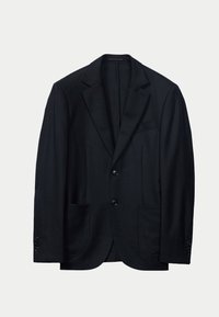 Schwarzer Blazer mit Reverskragen, Zweiknopfverschluss und zwei Fronttaschen. Hergestellt aus glattem Stoff mit dezentem Glanz und tailliertem Schnitt.