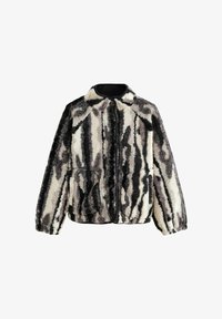 Unselected, monochrome