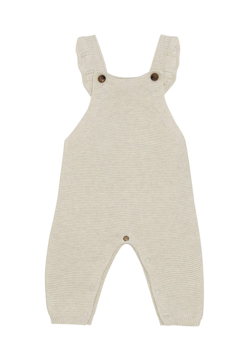 Rompers pour bébé en tricot beige avec des bretelles à volants, boutons marron sur les bretelles et boutons-pression le long de l'entrejambe pour un changement facile.