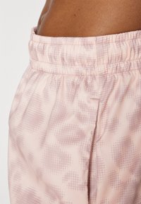 adidas Performance CRAZY LITE CHEETAH SHORT - Kurze Sporthose - warm clay