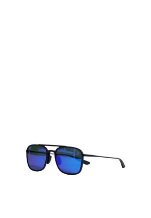 Gafas de sol con montura de metal negra, lentes cuadradas azules espejadas y patillas delgadas, mostradas sobre un fondo blanco.