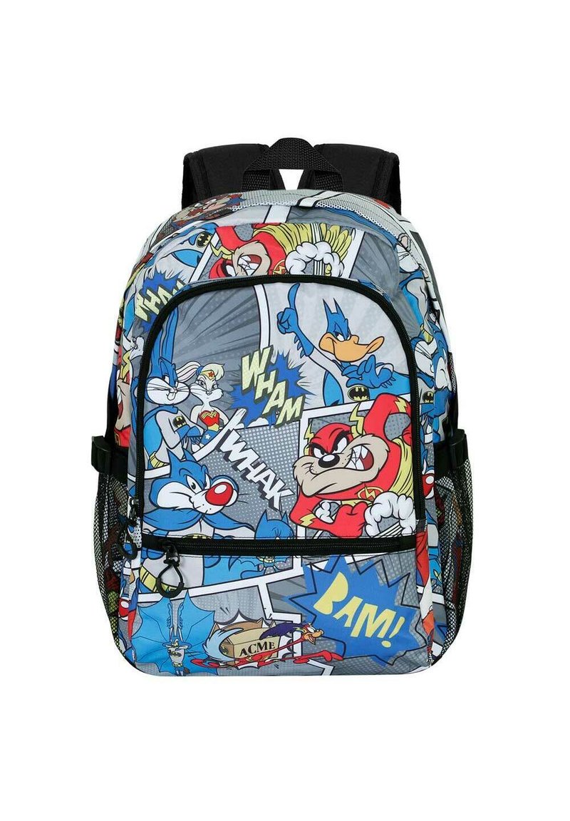 Mochila con un diseño de cómic colorido que presenta personajes de dibujos animados, principalmente en azul y gris, con cremalleras negras en contraste y bolsillos laterales de malla.