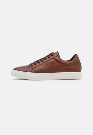 PAUL - Sneakers - cognac