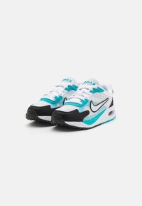 Nike Sportswear AIR MAX SOLO - Sneakers low - white/black/pure platinum