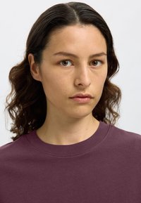 Selected Femme SLFESSENTIAL BOXY TEE - T-shirt basic - fig