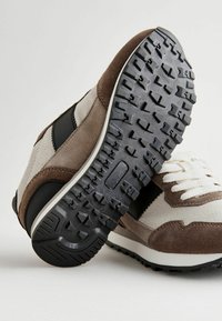 Next LACE-UP - REGULAR FIT - Sneakers - brown