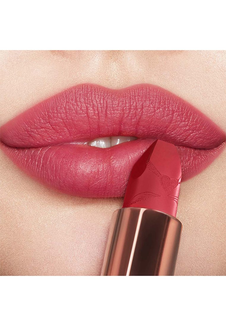 Damen Teint | Charlotte Tilbury MATTE REVOLUTION LIPSTICK Lippenstift first dance/pink - JK30195 Damen Teint | Charlotte Tilbury MATTE REVOLUTION LIPSTICK Lippenstift first dance/pink - JK30195