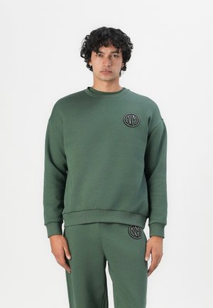 NMMILES UNISEX - Sweatshirt - cilantro/black