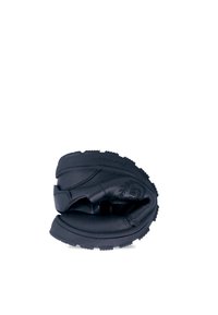 Garvalin MINIMALISTA CON EL DESARROLLO DEL PIE - Tenisky - black