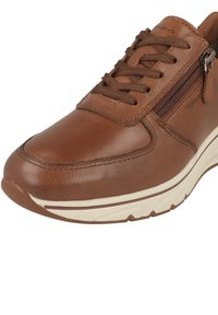 Tamaris PURE RELAX - Baskets basses - muscat