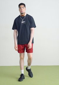 Thumbnail Image 2
