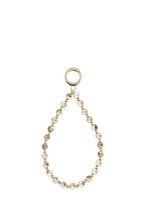 Llavero delicado con forma de lágrima con cuentas redondas alternas en beige y dorado y un broche circular dorado en la parte superior.