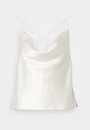 Hvid satin camisole med en draperet halsudskæring og crisscross stropper. Glat tekstur med en afslappet pasform, der har en lige kant.