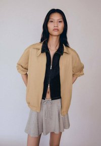 Mango Ljetna jakna - brown