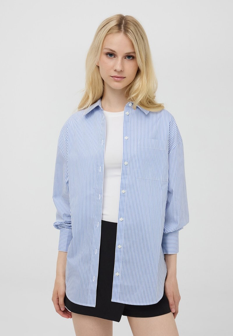 Terranova AMPIA IN A RIGHE - Camicia - celeste