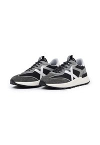 MUNICH DYNAMIX - Trainers - black
