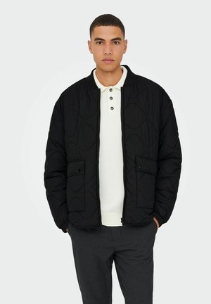 - Kurtka Bomber