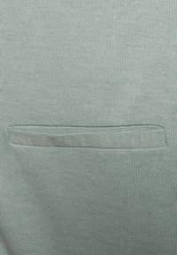 Vero Moda VMVERINA  LONG - Blazer - chinois green