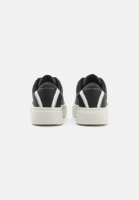 Armani Exchange LACE UP - Sneakers basse - black/pale gold