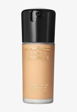 MAC STUDIO RADIANCE SERUM-POWERED FOUNDATION - Foundation - nc37