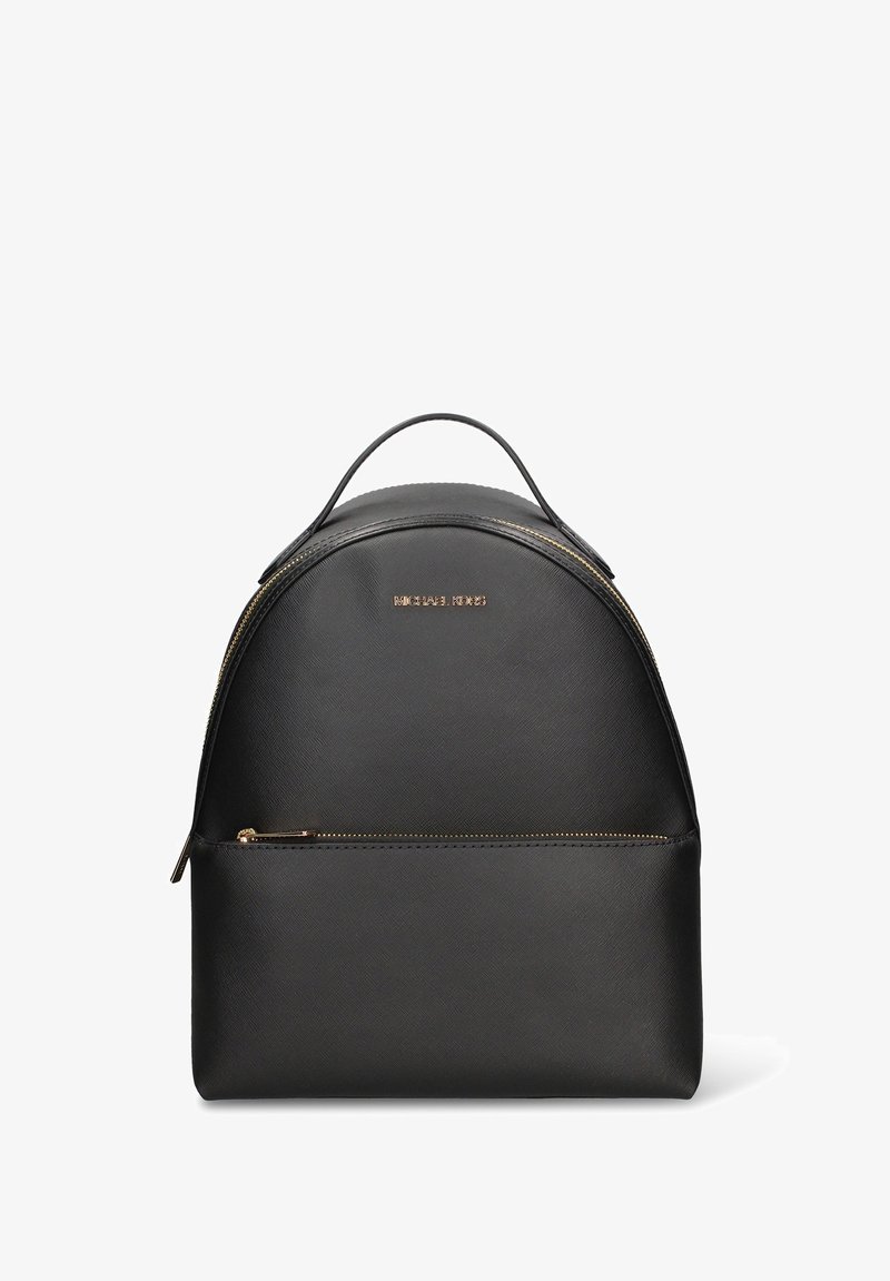 Zaino in pelle nera dalla forma arrotondata, con cerniera color oro e tasca frontale. Dotato di manico superiore per una comoda presa.