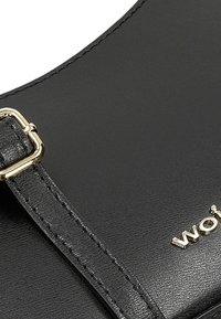 Wojas Handtas - czarny